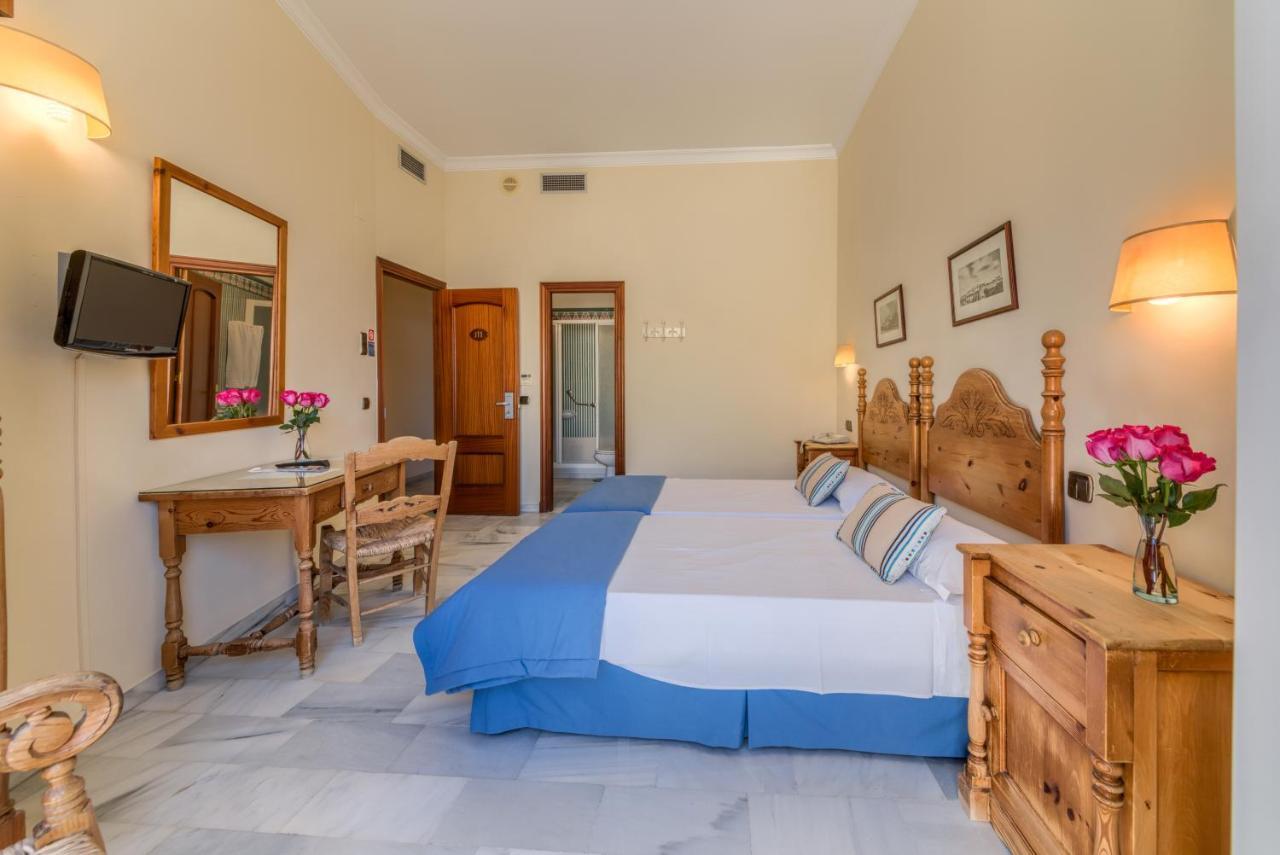 Hotel La Espanola Чипиона Экстерьер фото